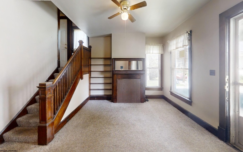 820 Field Street, Fairmont, West Virginia 26554, 5 Bedrooms Bedrooms, 8 Rooms Rooms,2 BathroomsBathrooms,Single Family Detached,For Sale,Field,10159755