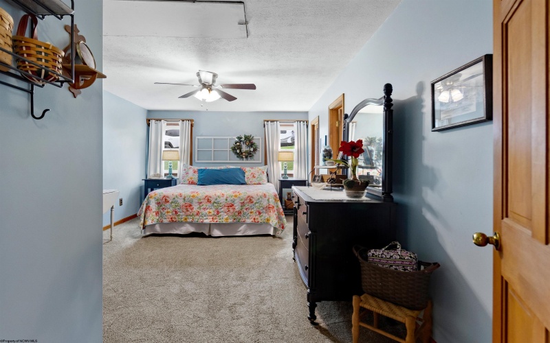 3701 Fairmont Road, Morgantown, West Virginia 26501, 3 Bedrooms Bedrooms, 5 Rooms Rooms,3 BathroomsBathrooms,Single Family Detached,For Sale,Fairmont,10159753