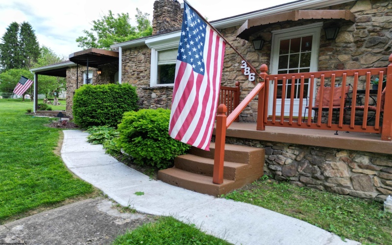 386 Monroe Street, Rivesville, West Virginia 26558, 3 Bedrooms Bedrooms, 6 Rooms Rooms,2 BathroomsBathrooms,Single Family Detached,For Sale,Monroe,10159758
