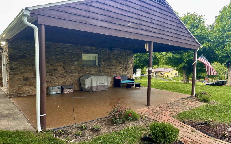 386 Monroe Street, Rivesville, West Virginia 26558, 3 Bedrooms Bedrooms, 6 Rooms Rooms,2 BathroomsBathrooms,Single Family Detached,For Sale,Monroe,10159758