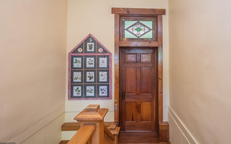 187 Leonard Lane, Franklin, West Virginia 26807-7044, 3 Bedrooms Bedrooms, 9 Rooms Rooms,2 BathroomsBathrooms,Single Family Detached,For Sale,Leonard,10159749