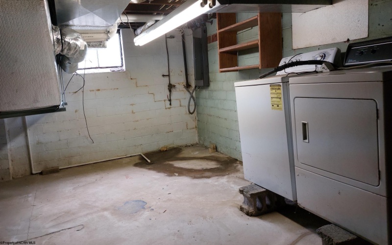 110 15th Street, Elkins, West Virginia 26241, 3 Bedrooms Bedrooms, 7 Rooms Rooms,3 BathroomsBathrooms,Single Family Detached,For Sale,15th,10159752