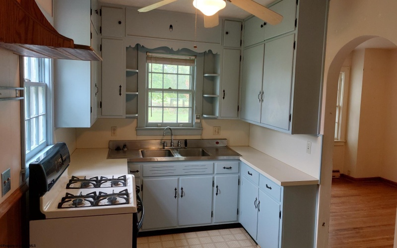 110 15th Street, Elkins, West Virginia 26241, 3 Bedrooms Bedrooms, 7 Rooms Rooms,3 BathroomsBathrooms,Single Family Detached,For Sale,15th,10159752