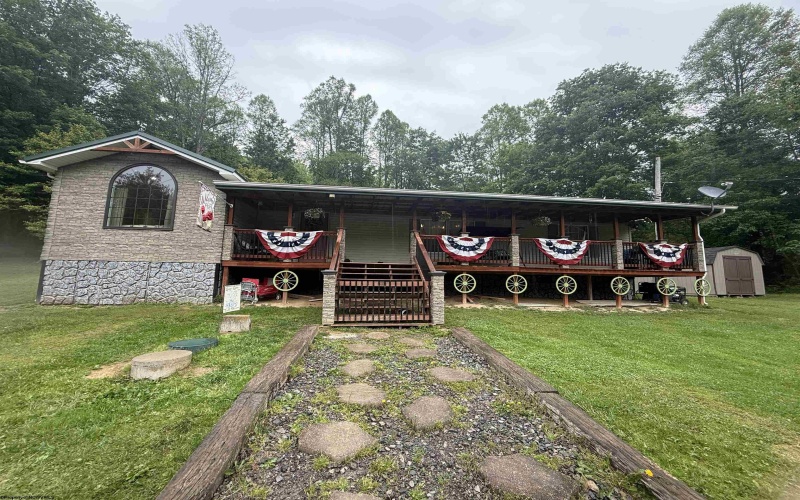 24172 Route 20 South Road, Kanawha Head, West Virginia 26228, 3 Bedrooms Bedrooms, 7 Rooms Rooms,2 BathroomsBathrooms,Single Family Detached,For Sale,Route 20 South,10159772