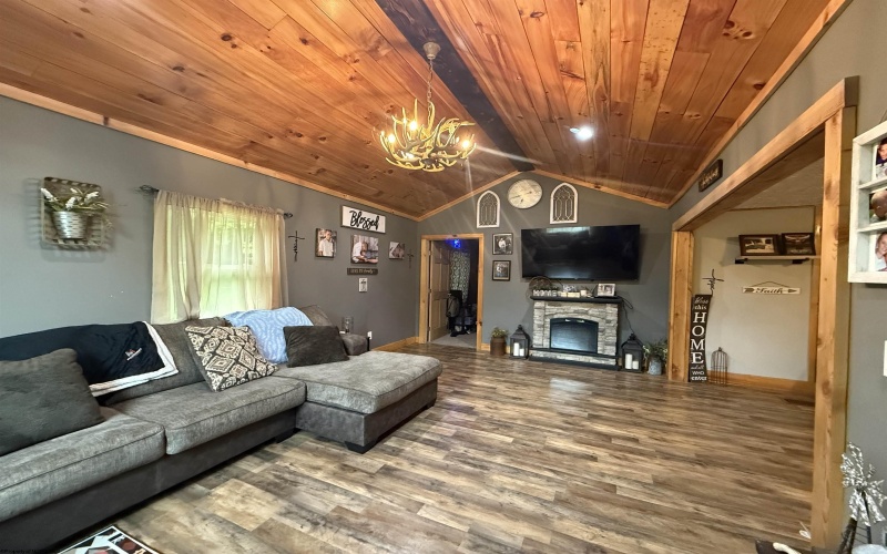 24172 Route 20 South Road, Kanawha Head, West Virginia 26228, 3 Bedrooms Bedrooms, 7 Rooms Rooms,2 BathroomsBathrooms,Single Family Detached,For Sale,Route 20 South,10159772