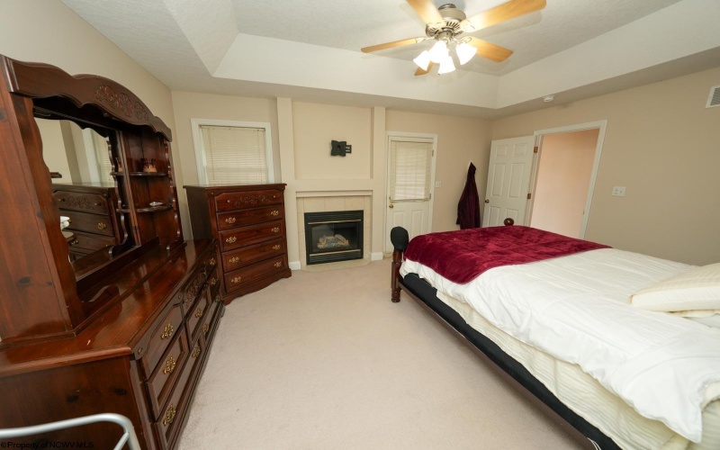 905 Ashton Place, Morgantown, West Virginia 26508, 2 Bedrooms Bedrooms, 6 Rooms Rooms,2 BathroomsBathrooms,Single Family Attached,For Sale,Ashton,10159766