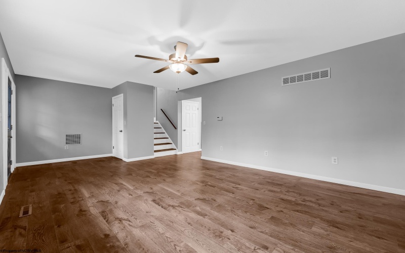 135 Celtic Drive, Clarksburg, West Virginia 26301, 3 Bedrooms Bedrooms, 8 Rooms Rooms,2 BathroomsBathrooms,Single Family Detached,For Sale,Celtic,10159769
