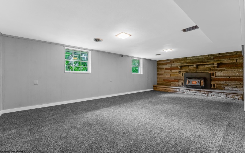 135 Celtic Drive, Clarksburg, West Virginia 26301, 3 Bedrooms Bedrooms, 8 Rooms Rooms,2 BathroomsBathrooms,Single Family Detached,For Sale,Celtic,10159769