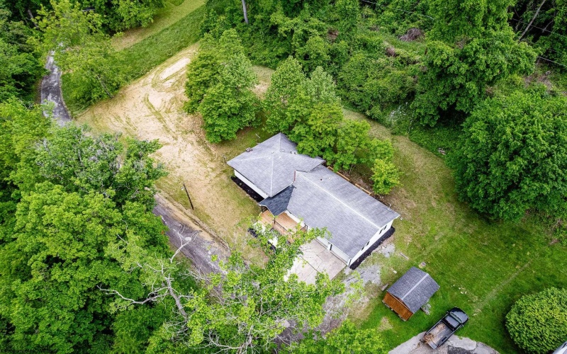 135 Celtic Drive, Clarksburg, West Virginia 26301, 3 Bedrooms Bedrooms, 8 Rooms Rooms,2 BathroomsBathrooms,Single Family Detached,For Sale,Celtic,10159769