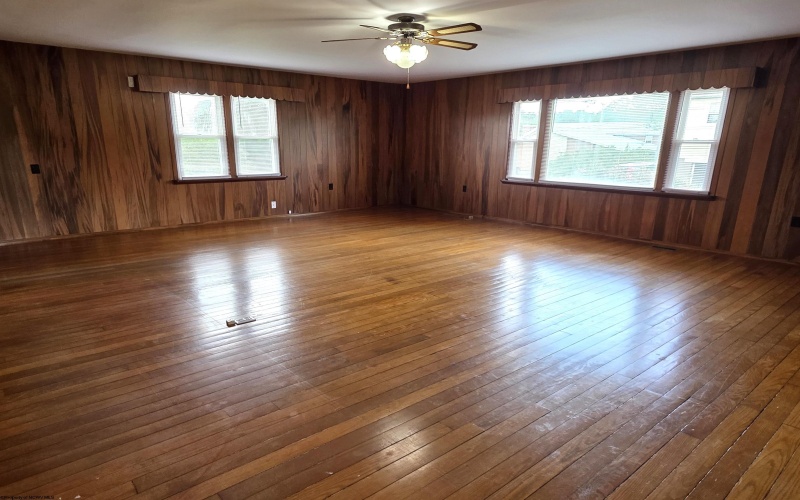 119 Miller Road, Kingwood, West Virginia 26537, 2 Bedrooms Bedrooms, 5 Rooms Rooms,1 BathroomBathrooms,Single Family Detached,For Sale,Miller,10159771