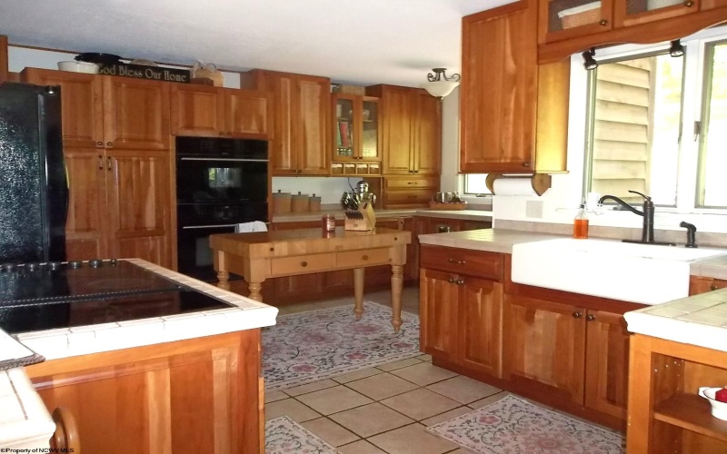 444 Gordon Road, Beverly, West Virginia 26253, 4 Bedrooms Bedrooms, 15 Rooms Rooms,3 BathroomsBathrooms,Single Family Detached,For Sale,Gordon,10159774