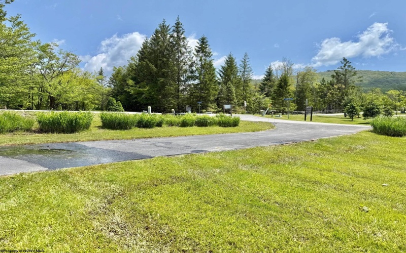146 Yoakum Run Road, Davis, West Virginia 26260, 4 Bedrooms Bedrooms, 9 Rooms Rooms,3 BathroomsBathrooms,Single Family Detached,For Sale,Yoakum Run,10159778