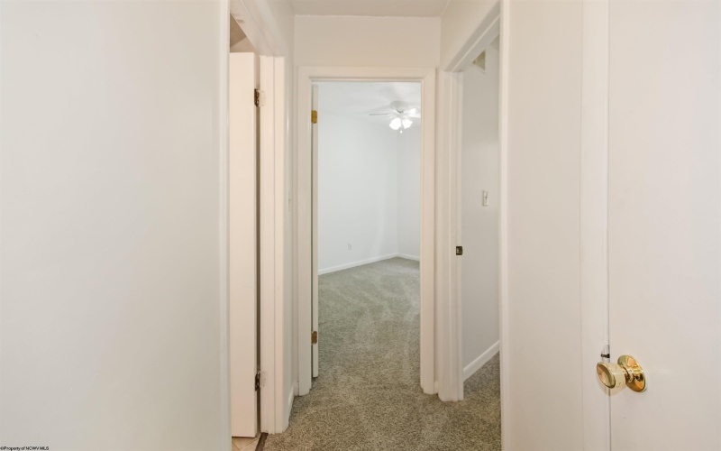 103 Cedarstone Road, Morgantown, West Virginia 26505, 3 Bedrooms Bedrooms, 6 Rooms Rooms,1 BathroomBathrooms,Single Family Attached,For Sale,Cedarstone,10159776