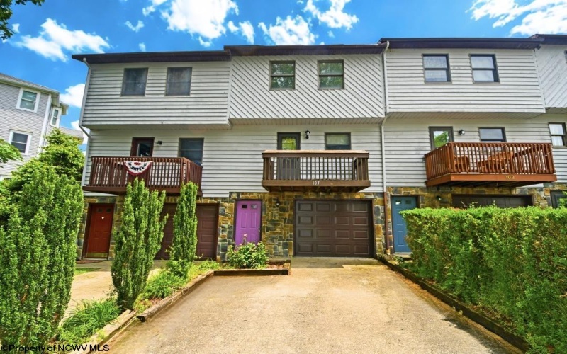 103 Cedarstone Road, Morgantown, West Virginia 26505, 3 Bedrooms Bedrooms, 6 Rooms Rooms,1 BathroomBathrooms,Single Family Attached,For Sale,Cedarstone,10159776
