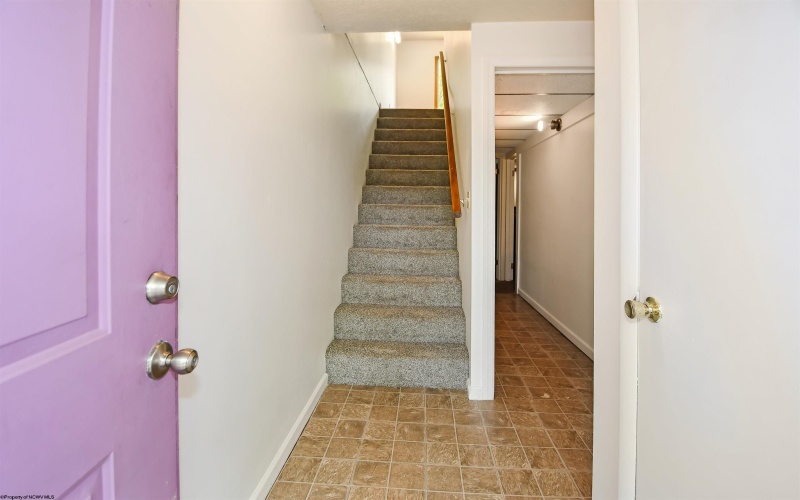 103 Cedarstone Road, Morgantown, West Virginia 26505, 3 Bedrooms Bedrooms, 6 Rooms Rooms,1 BathroomBathrooms,Single Family Attached,For Sale,Cedarstone,10159776