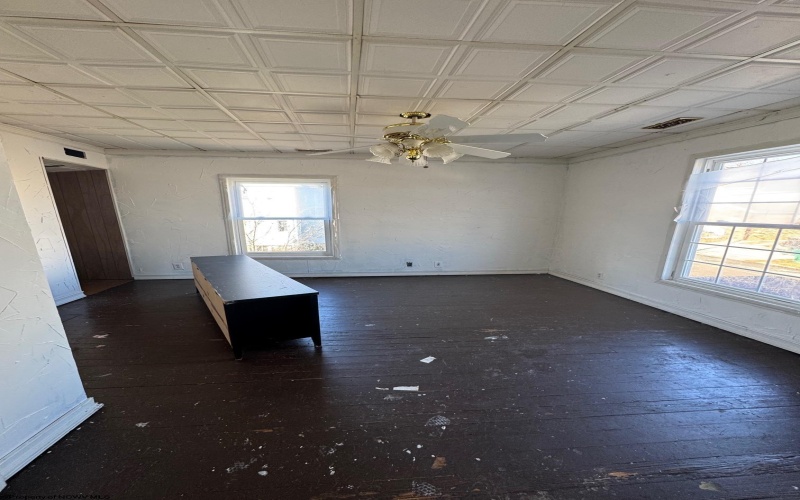 311 Stealey Avenue, Clarksburg, West Virginia 26301, 3 Bedrooms Bedrooms, 6 Rooms Rooms,2 BathroomsBathrooms,Single Family Detached,For Sale,Stealey,10157907