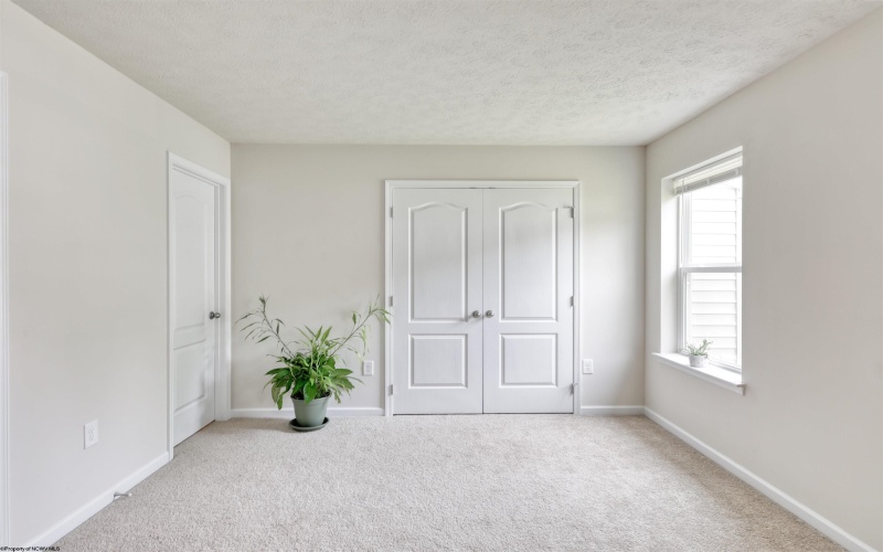 135 Inlet Street, Morgantown, West Virginia 26508, 2 Bedrooms Bedrooms, 4 Rooms Rooms,2 BathroomsBathrooms,Single Family Attached,For Sale,Inlet,10159782
