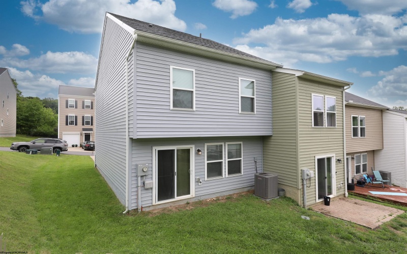135 Inlet Street, Morgantown, West Virginia 26508, 2 Bedrooms Bedrooms, 4 Rooms Rooms,2 BathroomsBathrooms,Single Family Attached,For Sale,Inlet,10159782