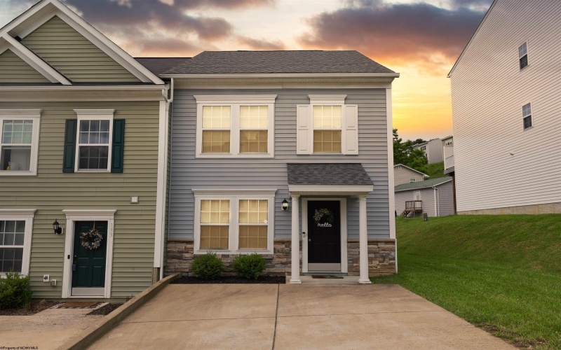 135 Inlet Street, Morgantown, West Virginia 26508, 2 Bedrooms Bedrooms, 4 Rooms Rooms,2 BathroomsBathrooms,Single Family Attached,For Sale,Inlet,10159782