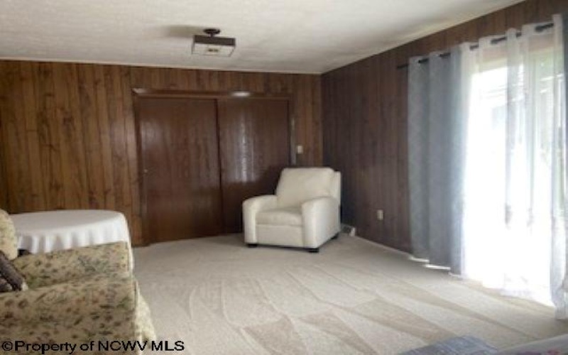 110 Logan Lane, Bridgeport, West Virginia 26330-7022, 4 Bedrooms Bedrooms, 7 Rooms Rooms,2 BathroomsBathrooms,Single Family Detached,For Sale,Logan,10159780