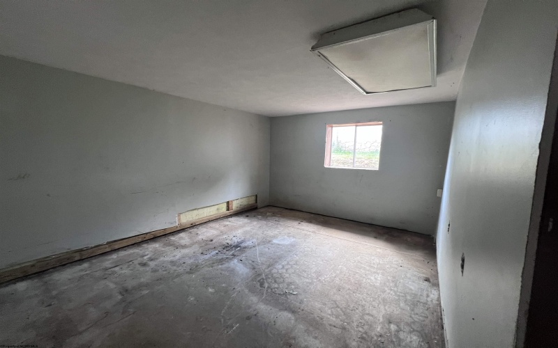 563 Marion Street, Belington, West Virginia 26250, 3 Bedrooms Bedrooms, 7 Rooms Rooms,1 BathroomBathrooms,Single Family Detached,For Sale,Marion,10159779