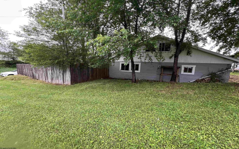 563 Marion Street, Belington, West Virginia 26250, 3 Bedrooms Bedrooms, 7 Rooms Rooms,1 BathroomBathrooms,Single Family Detached,For Sale,Marion,10159779
