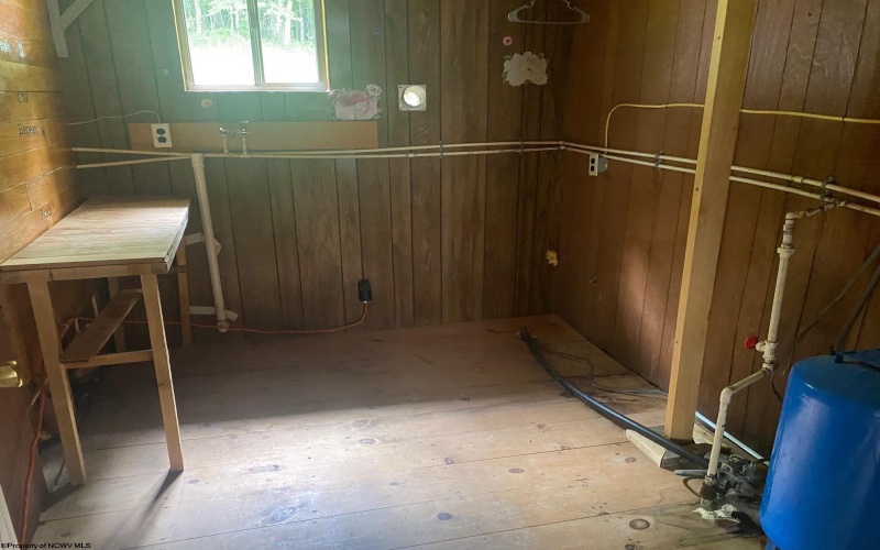 12677 Back Mountain Road, Durbin, West Virginia 26264, 2 Bedrooms Bedrooms, 4 Rooms Rooms,1 BathroomBathrooms,Single Family Detached,For Sale,Back Mountain,10159799