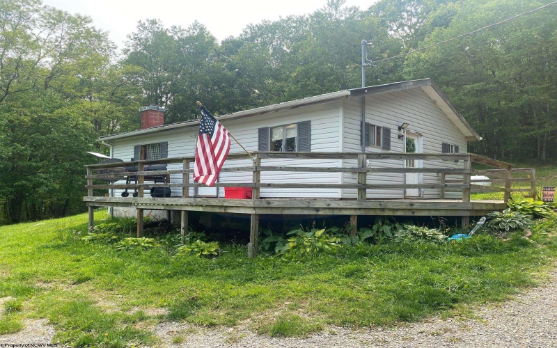 12677 Back Mountain Road, Durbin, West Virginia 26264, 2 Bedrooms Bedrooms, 4 Rooms Rooms,1 BathroomBathrooms,Single Family Detached,For Sale,Back Mountain,10159799