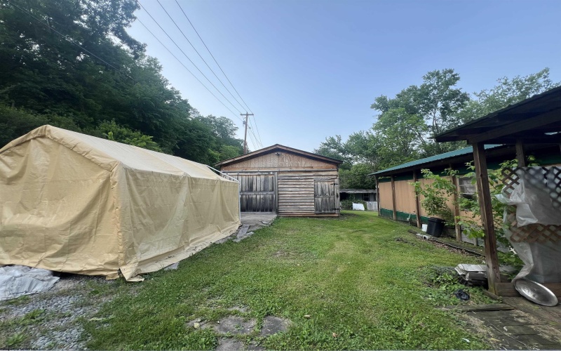 2219 Little Kanawha Highway, Grantsville, West Virginia 26147, 3 Bedrooms Bedrooms, 6 Rooms Rooms,1 BathroomBathrooms,Single Family Detached,For Sale,Little Kanawha,10159798