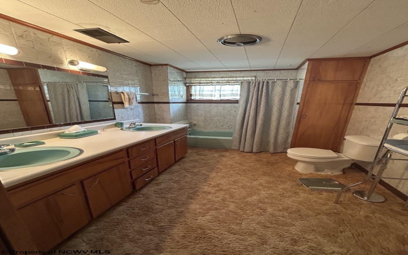 1879 Frenchton Road, French Creek, West Virginia 26218, 3 Bedrooms Bedrooms, 7 Rooms Rooms,1 BathroomBathrooms,Single Family Detached,For Sale,Frenchton,10159789