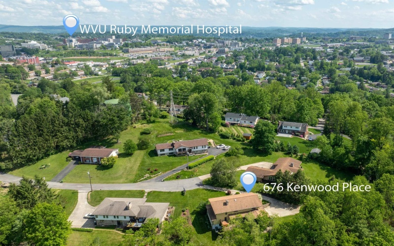 676 Kenwood Place, Morgantown, West Virginia 26505, 5 Bedrooms Bedrooms, 11 Rooms Rooms,3 BathroomsBathrooms,Single Family Detached,For Sale,Kenwood,10159784
