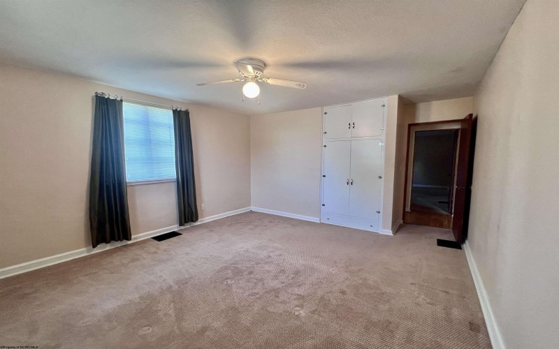 600 Wilson Street, Elkins, West Virginia 26241, 3 Bedrooms Bedrooms, 6 Rooms Rooms,1 BathroomBathrooms,Single Family Detached,For Sale,Wilson,10159795