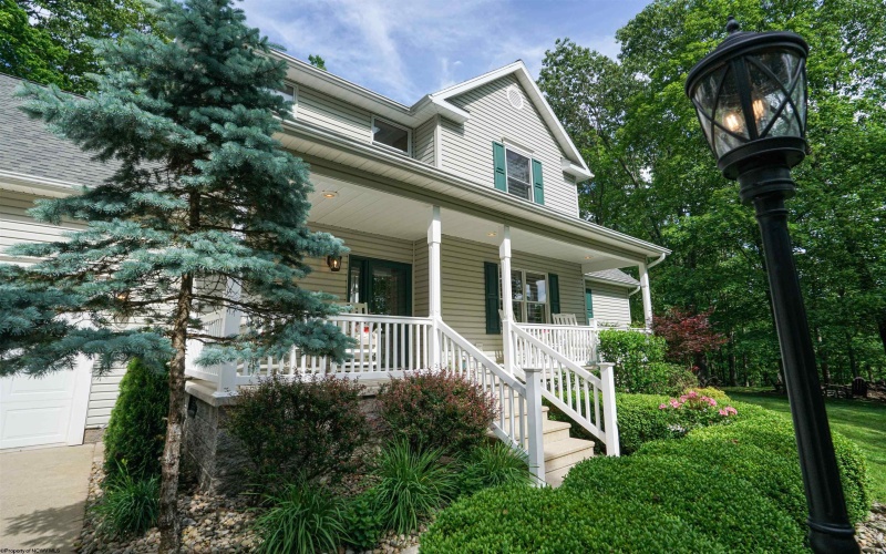 328 Wildwood Drive, Horner, West Virginia 26372, 4 Bedrooms Bedrooms, 10 Rooms Rooms,3 BathroomsBathrooms,Single Family Detached,For Sale,Wildwood,10159794