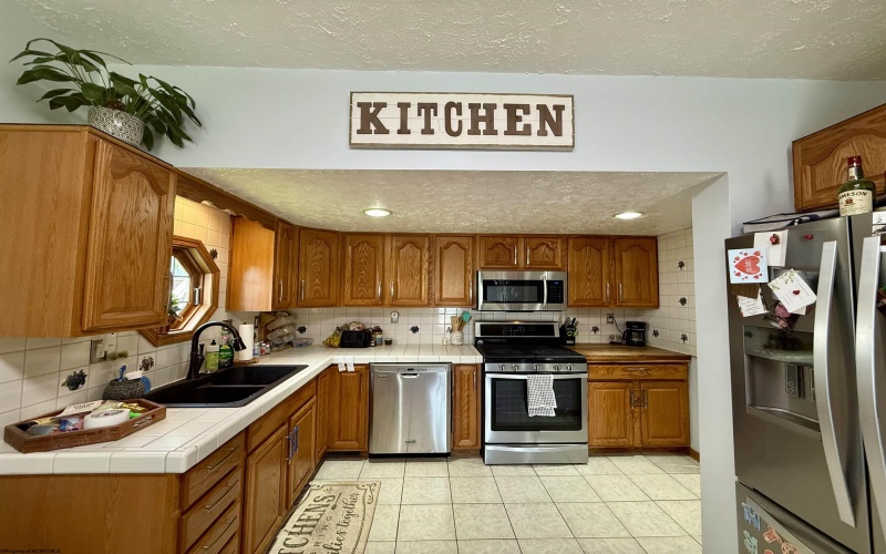 8078 Gordon Street, Stonewood, West Virginia 26301, 3 Bedrooms Bedrooms, 6 Rooms Rooms,1 BathroomBathrooms,Single Family Detached,For Sale,Gordon,10159810