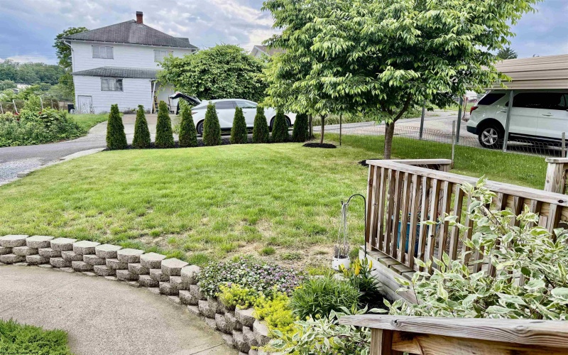 821 Park Avenue, Fairmont, West Virginia 26554, 3 Bedrooms Bedrooms, 6 Rooms Rooms,1 BathroomBathrooms,Single Family Detached,For Sale,Park,10159809