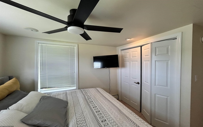 420 Fairfax Avenue, Davis, West Virginia 26260, 3 Bedrooms Bedrooms, 8 Rooms Rooms,2 BathroomsBathrooms,Single Family Detached,For Sale,Fairfax,10159805