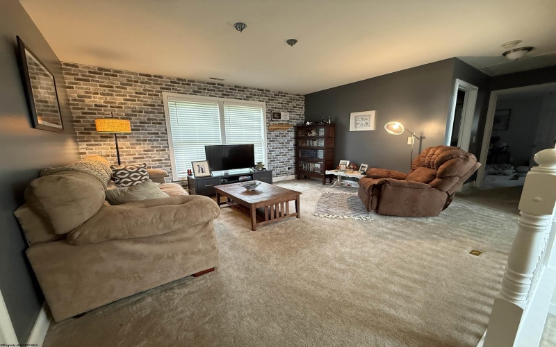 1404 Arcadia Drive, Fairmont, West Virginia 26554, 3 Bedrooms Bedrooms, 9 Rooms Rooms,2 BathroomsBathrooms,Single Family Detached,For Sale,Arcadia,10159808