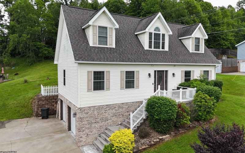 1404 Arcadia Drive, Fairmont, West Virginia 26554, 3 Bedrooms Bedrooms, 9 Rooms Rooms,2 BathroomsBathrooms,Single Family Detached,For Sale,Arcadia,10159808