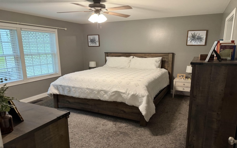 1404 Arcadia Drive, Fairmont, West Virginia 26554, 3 Bedrooms Bedrooms, 9 Rooms Rooms,2 BathroomsBathrooms,Single Family Detached,For Sale,Arcadia,10159808
