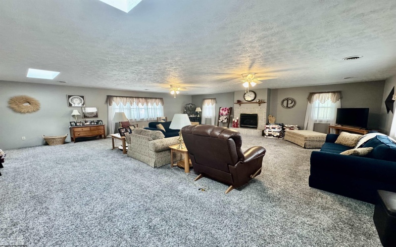 714 Park Avenue, Fairmont, West Virginia 26554, 3 Bedrooms Bedrooms, 11 Rooms Rooms,2 BathroomsBathrooms,Single Family Detached,For Sale,Park,10159827