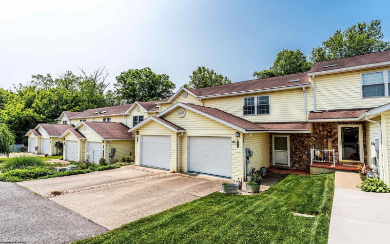 1406 Cain Street, Morgantown, West Virginia 26505, 2 Bedrooms Bedrooms, 5 Rooms Rooms,2 BathroomsBathrooms,Single Family Attached,For Sale,Cain,10159823