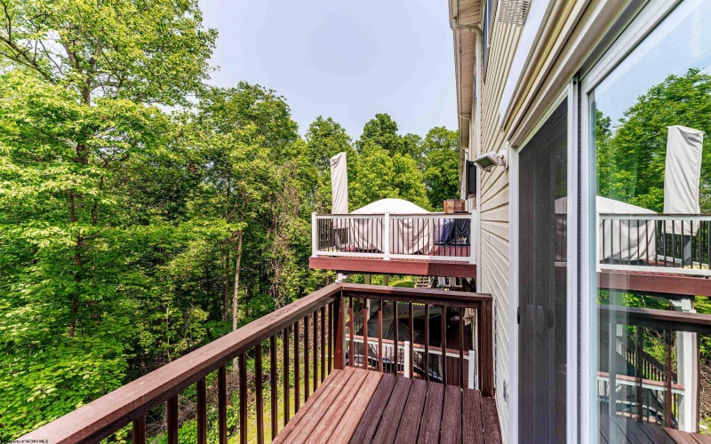 1406 Cain Street, Morgantown, West Virginia 26505, 2 Bedrooms Bedrooms, 5 Rooms Rooms,2 BathroomsBathrooms,Single Family Attached,For Sale,Cain,10159823