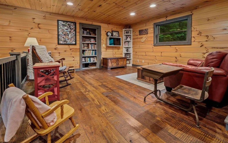 120 Trillium Hill, Bruceton Mills, West Virginia 26525, 3 Bedrooms Bedrooms, 6 Rooms Rooms,2 BathroomsBathrooms,Single Family Detached,For Sale,Trillium,10159826