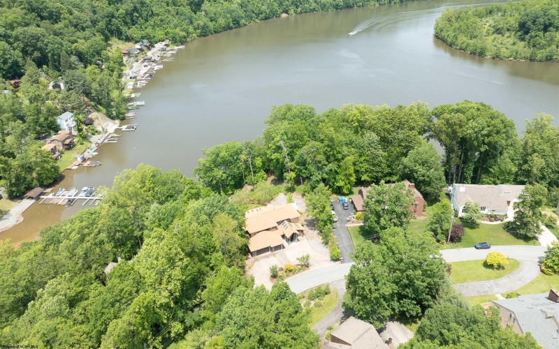 2081 Lakeside Estates, Morgantown, West Virginia 26508, 4 Bedrooms Bedrooms, 15 Rooms Rooms,3 BathroomsBathrooms,Single Family Detached,For Sale,Lakeside,10159825