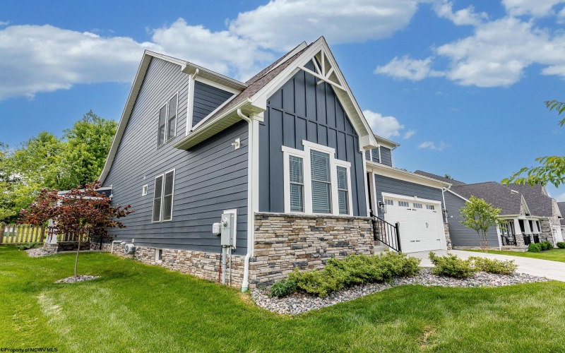 64 Hidden Brook Circle, Morgantown, West Virginia 26508, 3 Bedrooms Bedrooms, 11 Rooms Rooms,3 BathroomsBathrooms,Single Family Detached,For Sale,Hidden Brook,10159821