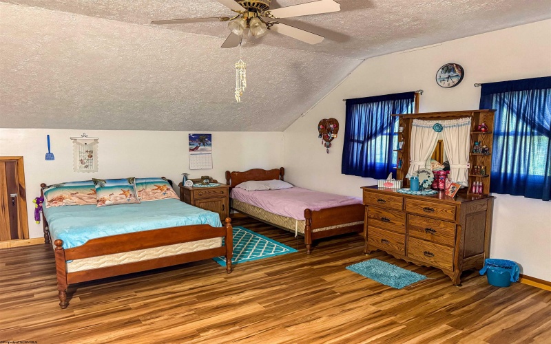 5698 Morgantown Pike, Belington, West Virginia 26250, 4 Bedrooms Bedrooms, 12 Rooms Rooms,2 BathroomsBathrooms,Single Family Detached,For Sale,Morgantown,10159816