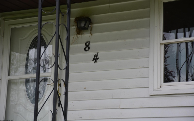 84 Chapman Lane, Weston, West Virginia 26452, 2 Bedrooms Bedrooms, 5 Rooms Rooms,1 BathroomBathrooms,Single Family Detached,For Sale,Chapman,10159818