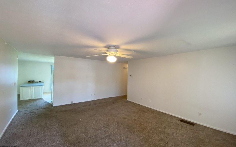 206 Evergreen Drive, Elkins, West Virginia 26241, 2 Bedrooms Bedrooms, 5 Rooms Rooms,1 BathroomBathrooms,Single Family Detached,For Sale,Evergreen,10159817