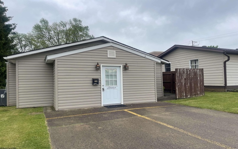1 Bobcat Lane, Buckhannon, West Virginia 26201, ,Commercial/industrial,For Lease,Bobcat,10159828