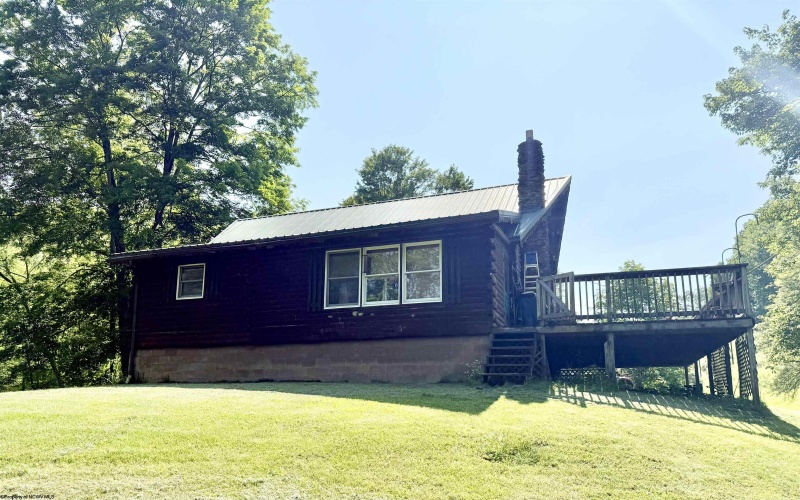 12 Rainbow Road, Mannington, West Virginia 26582, 2 Bedrooms Bedrooms, 6 Rooms Rooms,2 BathroomsBathrooms,Single Family Detached,For Sale,Rainbow,10159854